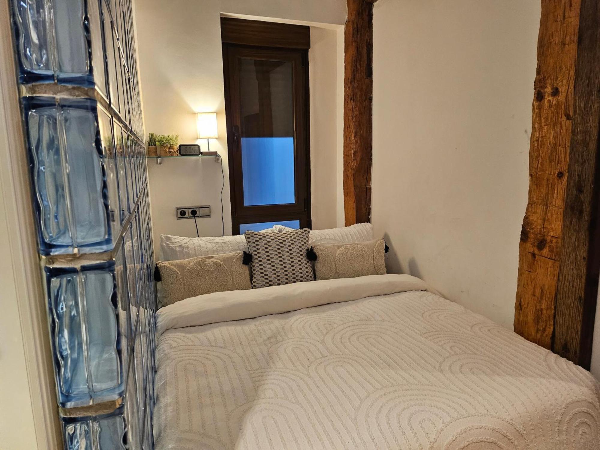 Pequeno Apartamento En El Centro De Madrid Exteriör bild