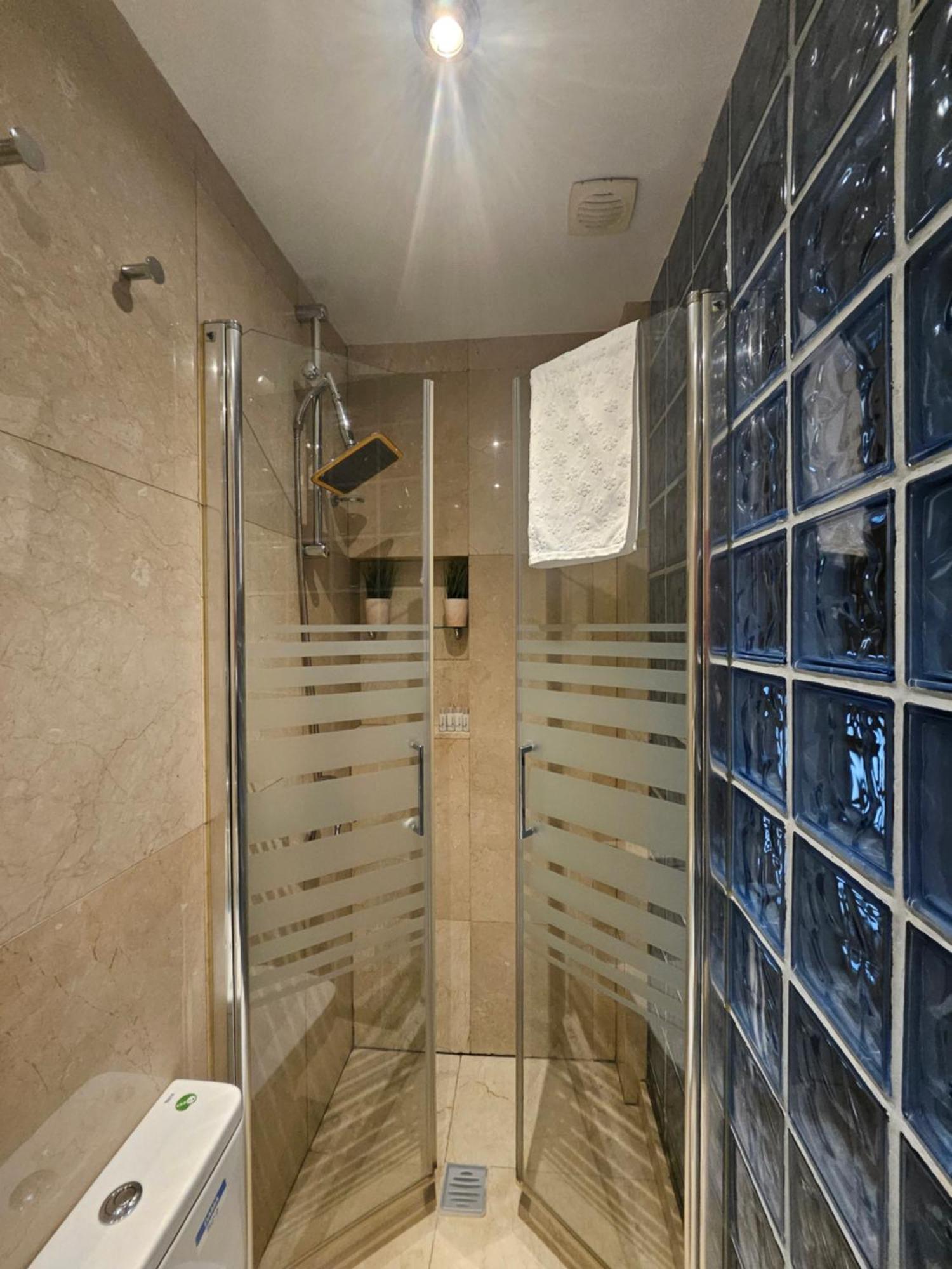 Pequeno Apartamento En El Centro De Madrid Exteriör bild